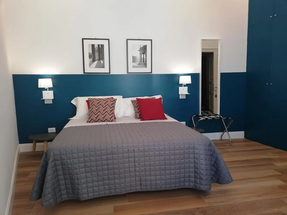 Santa Chiara Tufarelli Glam Rooms Napoli Italia