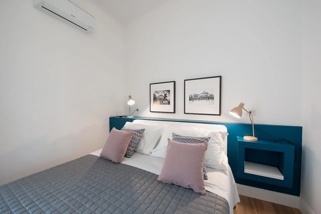 Bed & Breakfast Santa Chiara Tufarelli Glam Rooms Napoli Italia