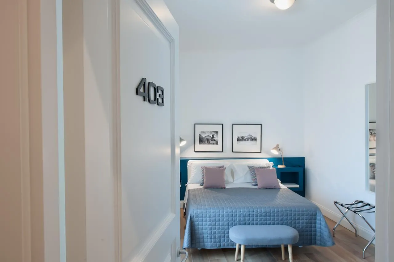 Santa Chiara Tufarelli Glam Rooms Naples 0*,  Italy