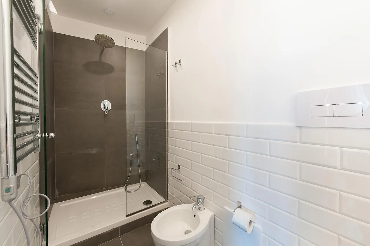 Santa Chiara Tufarelli Glam Rooms Naples 0*,